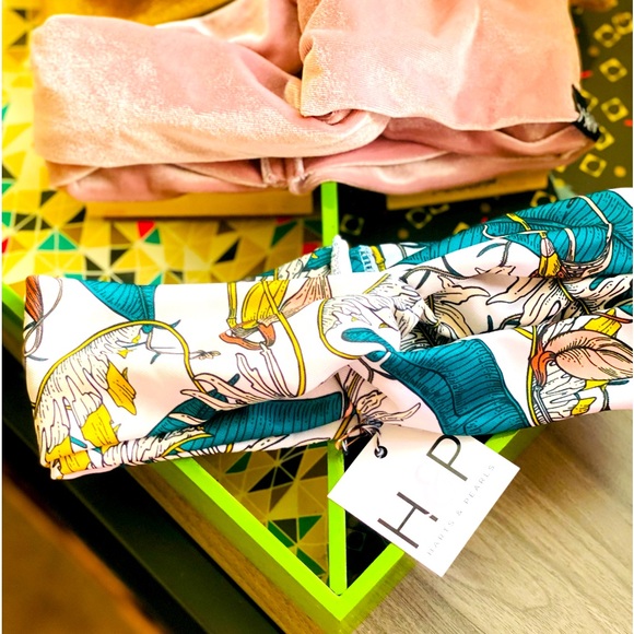 NWT Harts & Pearls High Performance Knit Turban. - Picture 3 of 9